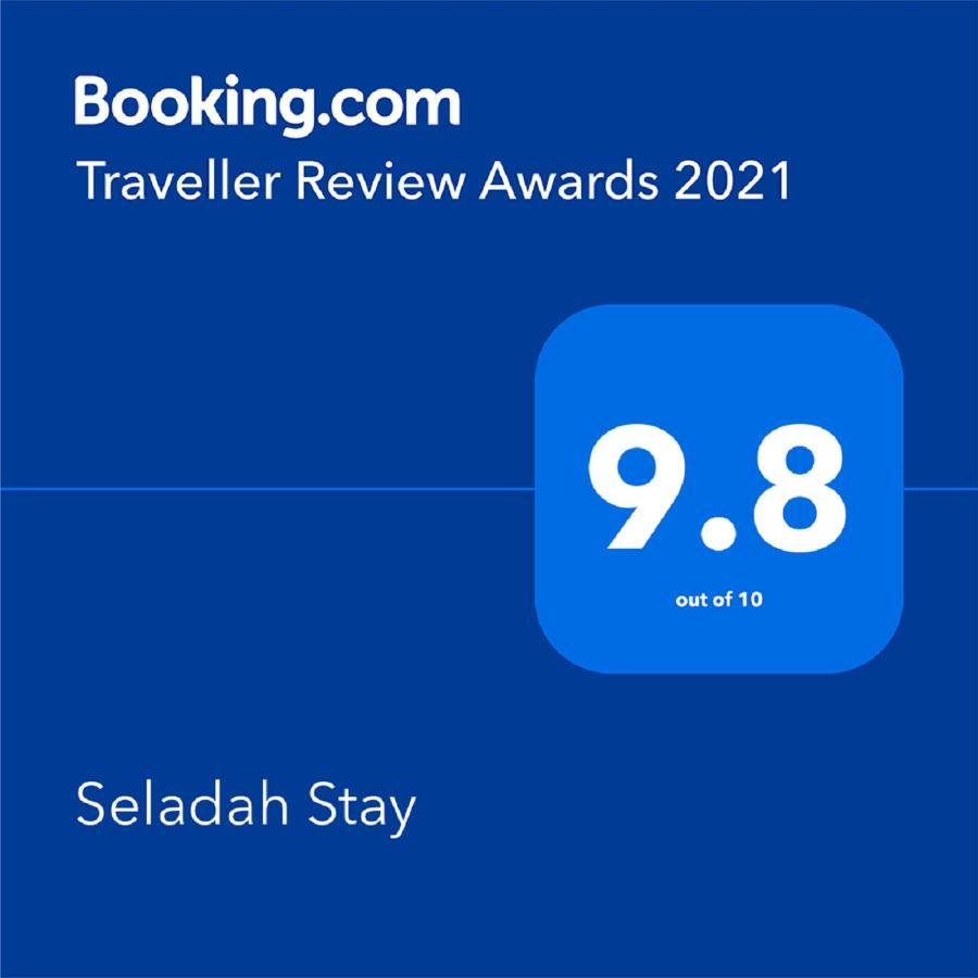 Seladah Stay Kuching Exterior foto